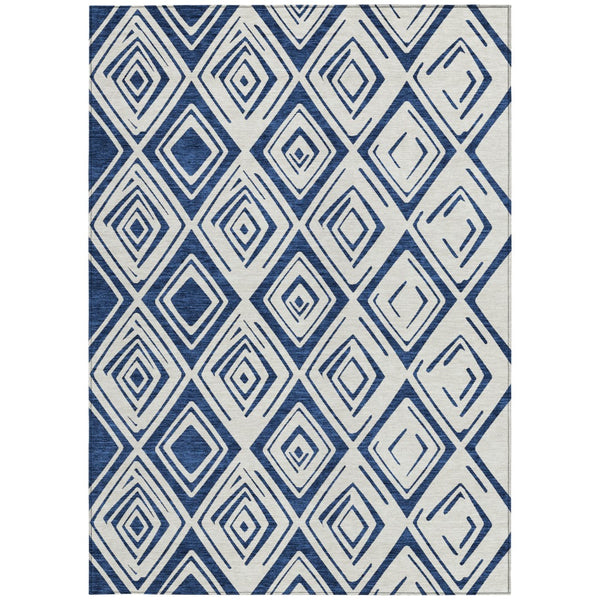 Homeroots 3' Artichoke Green & Ivory Geometric Washable Area Rug For Indoor/Outdoor Spaces, Durable & Stylish 3' X 5' Polyester 583984
