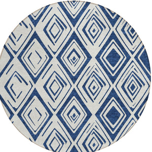 Homeroots 3' Artichoke Green & Ivory Geometric Washable Area Rug For Indoor/Outdoor Spaces, Durable & Stylish 8' Round Polyester 583986