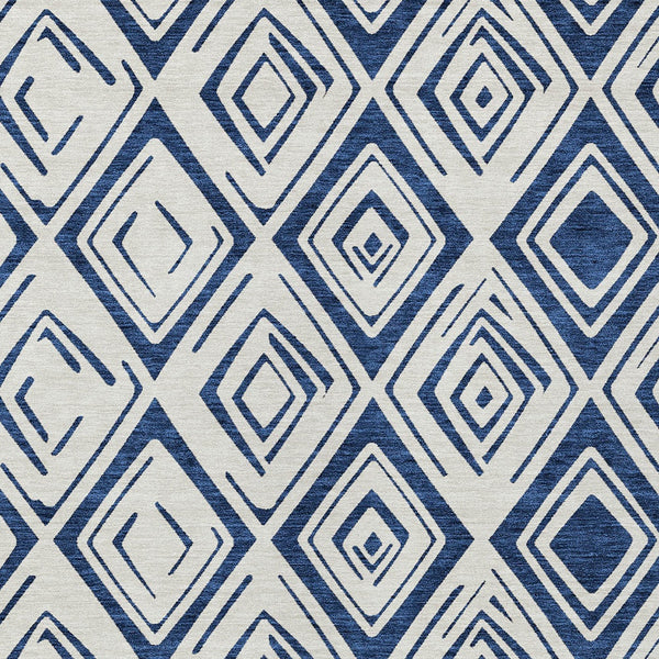 Homeroots 3' Artichoke Green & Ivory Geometric Washable Area Rug For Indoor/Outdoor Spaces, Durable & Stylish 8' X 10' Polyester 583987