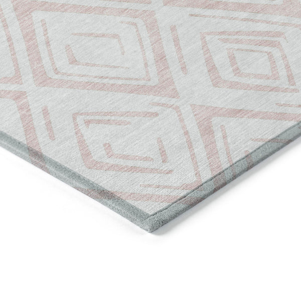 Homeroots 3' Artichoke Green & Ivory Geometric Washable Area Rug For Indoor/Outdoor Spaces, Durable & Stylish 9' X 12' Polyester 583994