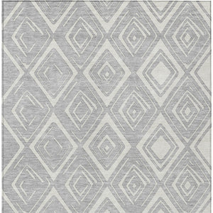 Homeroots 3' Artichoke Green & Ivory Geometric Washable Area Rug For Indoor/Outdoor Spaces, Durable & Stylish 3' X 5' Polyester 584008