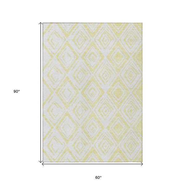 HomeRoots 5' Bright Yellow and Ivory Geometric Area Rug - Stylish Washable Indoor Outdoor Design for Any Space 5' X 8' 584015