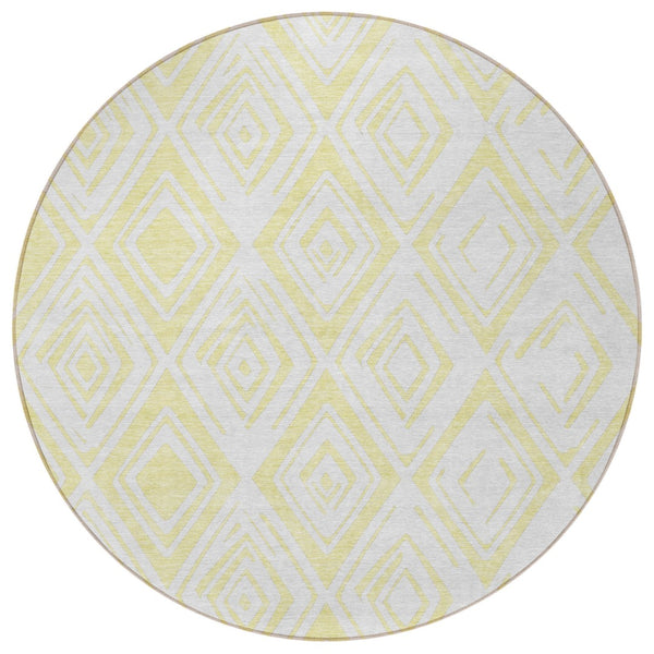 Homeroots 3' Artichoke Green & Ivory Geometric Washable Area Rug For Indoor/Outdoor Spaces, Durable & Stylish 8' Round Polyester 584016
