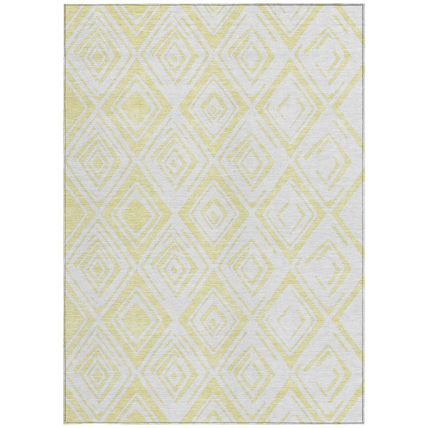 Homeroots 3' Artichoke Green & Ivory Geometric Washable Area Rug For Indoor/Outdoor Spaces, Durable & Stylish 9' X 12' Polyester 584018