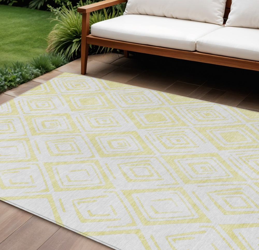 HomeRoots 5' Bright Yellow and Ivory Geometric Area Rug - Stylish Washable Indoor Outdoor Design for Any Space 10' X 14' 584019
