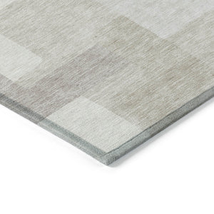 Homeroots 3' Beige Tan And Taupe Abstract Washable Area Rug For Indoor Or Outdoor Use - Durable Design 8' X 10' Polyester 584113