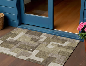 Homeroots 3' Beige Tan And Taupe Abstract Washable Area Rug For Indoor Or Outdoor Use - Durable Design 3' X 5' Polyester 584122