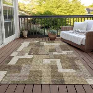 Homeroots 3' Beige Tan And Taupe Abstract Washable Area Rug For Indoor Or Outdoor Use - Durable Design 5' X 8' Polyester 584123