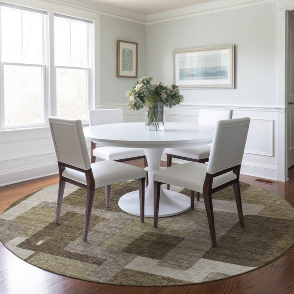 Homeroots 3' Beige Tan And Taupe Abstract Washable Area Rug For Indoor Or Outdoor Use - Durable Design 8' Round Polyester 584124