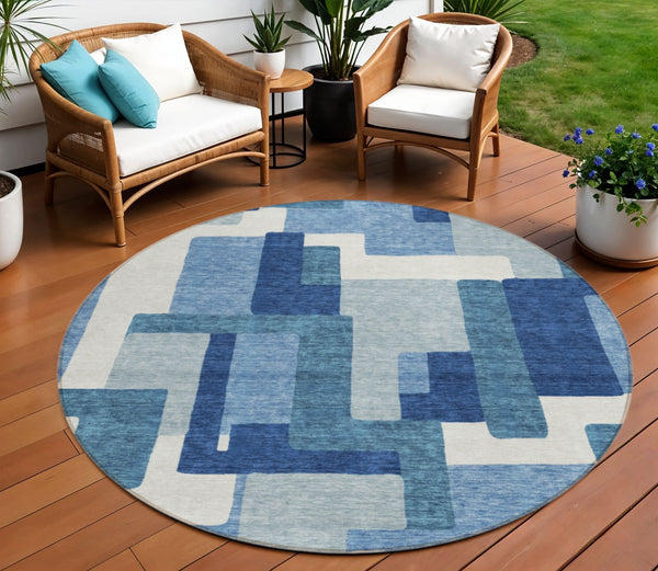 Homeroots 3' Beige Tan And Taupe Abstract Washable Area Rug For Indoor Or Outdoor Use - Durable Design 8' Round Polyester 584130