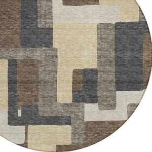 Homeroots 3' Beige Tan And Taupe Abstract Washable Area Rug For Indoor Or Outdoor Use - Durable Design 8' Round Polyester 584136