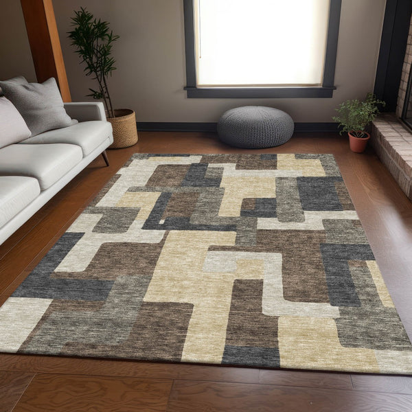 Homeroots 3' Beige Tan And Taupe Abstract Washable Area Rug For Indoor Or Outdoor Use - Durable Design 10' X 14' Polyester 584139