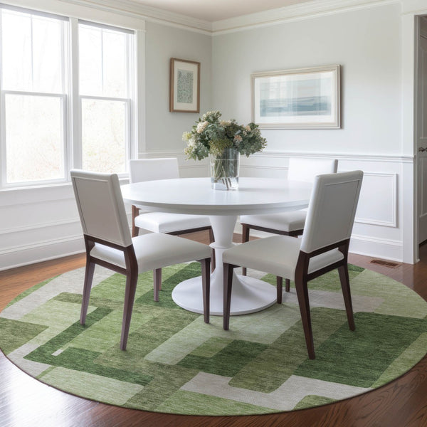 Homeroots 3' Beige Tan And Taupe Abstract Washable Area Rug For Indoor Or Outdoor Use - Durable Design 8' Round Polyester 584142