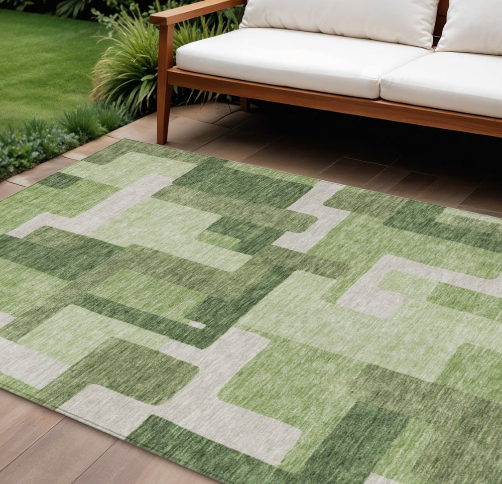 HomeRoots 9' Artichoke Green and Ivory Abstract Area Rug – Machine Washable, Durable for Indoor and Outdoor Use 9' X 12' 584144