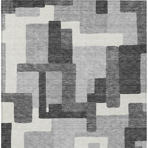 Homeroots 3' Beige Tan And Taupe Abstract Washable Area Rug For Indoor Or Outdoor Use - Durable Design 3' X 5' Polyester 584146