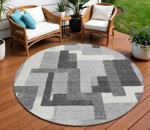 Homeroots 3' Beige Tan And Taupe Abstract Washable Area Rug For Indoor Or Outdoor Use - Durable Design 8' Round Polyester 584148