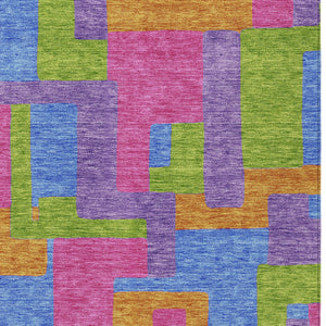 Homeroots 3' Beige Tan And Taupe Abstract Washable Area Rug For Indoor Or Outdoor Use - Durable Design 8' X 10' Polyester 584161