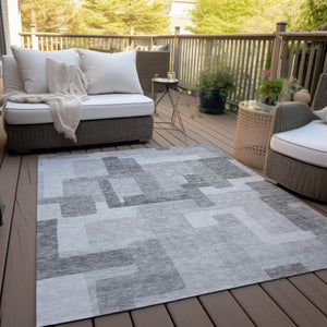 Homeroots 3' Beige Tan And Taupe Abstract Washable Area Rug For Indoor Or Outdoor Use - Durable Design 3' X 5' Polyester 584164