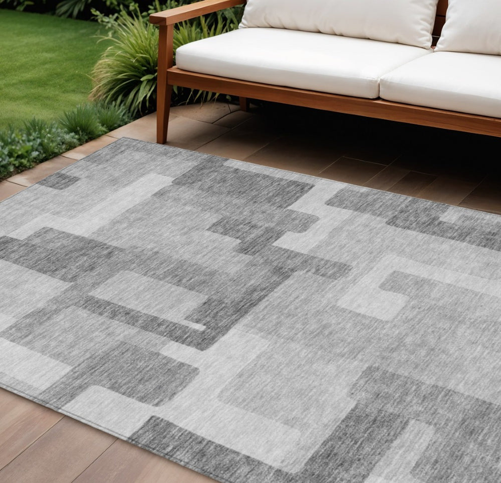 HomeRoots 5' Modern Silver and Charcoal Abstract Washable Area Rug for Indoor and Outdoor Spaces, Durable Design 8' X 10' 584167
