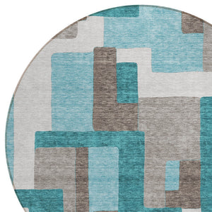 Homeroots 3' Beige Tan And Taupe Abstract Washable Area Rug For Indoor Or Outdoor Use - Durable Design 8' Round Polyester 584172