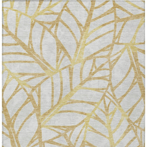 Homeroots 3' Artichoke Green And Beige Floral Washable Area Rug For Indoor Outdoor Use, Durable & Stylish 5' X 8' Polyester 584201