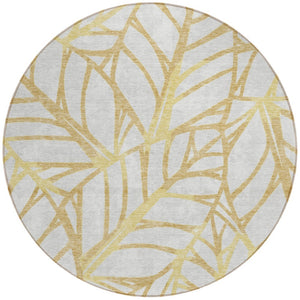 Homeroots 3' Artichoke Green And Beige Floral Washable Area Rug For Indoor Outdoor Use, Durable & Stylish 8' Round Polyester 584202
