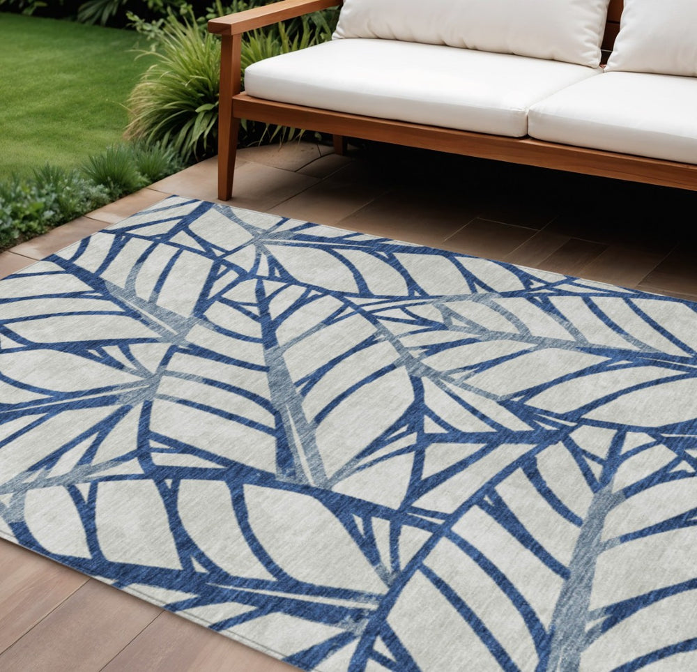 HomeRoots 9' Navy Blue Floral Area Rug - Durable, Washable Design for Indoor & Outdoor Elegance and Comfort 9' X 12' 584216