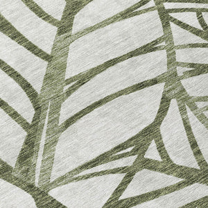 Homeroots 3' Artichoke Green And Beige Floral Washable Area Rug For Indoor Outdoor Use, Durable & Stylish 8' Round Polyester 584220