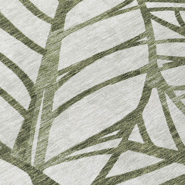 Homeroots 3' Artichoke Green And Beige Floral Washable Area Rug For Indoor Outdoor Use, Durable & Stylish 8' Round Polyester 584220