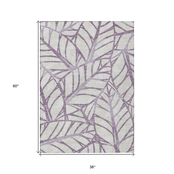 Homeroots 3' Artichoke Green And Beige Floral Washable Area Rug For Indoor Outdoor Use, Durable & Stylish 3' X 5' Polyester 584236