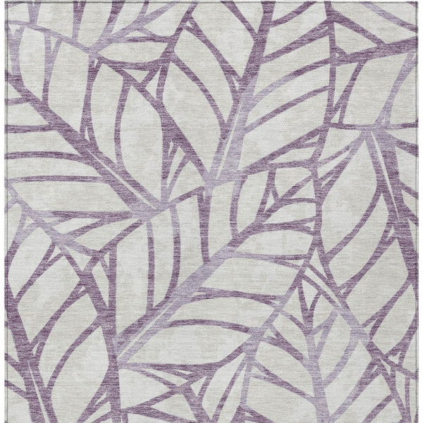 Homeroots 3' Artichoke Green And Beige Floral Washable Area Rug For Indoor Outdoor Use, Durable & Stylish 8' X 10' Polyester 584239