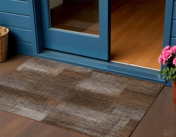 Homeroots 3' Artichoke Green Abstract Washable Indoor Outdoor Area Rug – Durable, Stylish, Stain Resistant Design 3' X 5' Polyester 584266