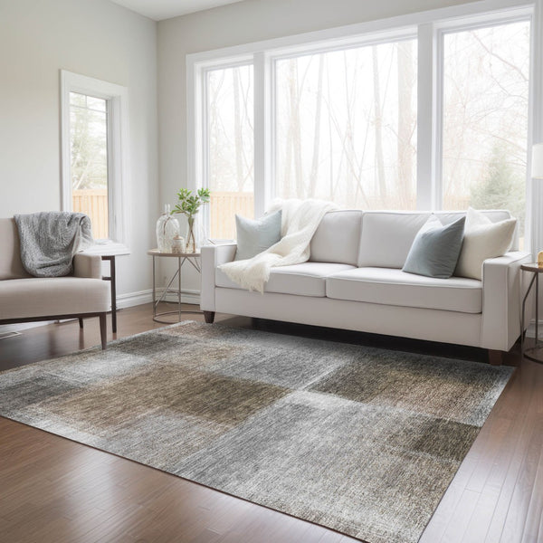 Homeroots 3' Artichoke Green Abstract Washable Indoor Outdoor Area Rug – Durable, Stylish, Stain Resistant Design 8' X 10' Polyester 584299