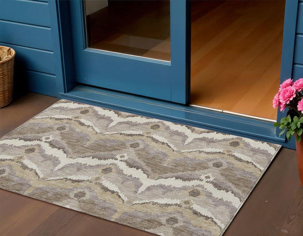 Homeroots 3' Artichoke Green And Beige Ikat Washable Area Rug - Perfect For Indoor And Outdoor Spaces 3' X 5' Polyester 584320