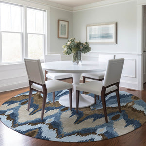 Homeroots 3' Artichoke Green And Beige Ikat Washable Area Rug - Perfect For Indoor And Outdoor Spaces 8' Round Polyester 584340