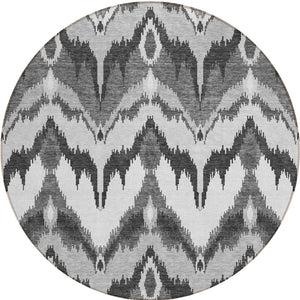 Homeroots 3' Artichoke Green And Beige Ikat Washable Area Rug - Perfect For Indoor And Outdoor Spaces 8' Round Polyester 584358