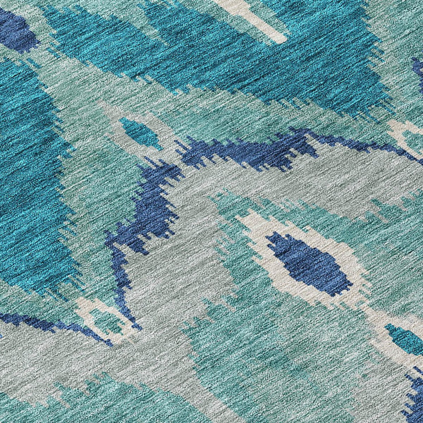 Homeroots 3' Artichoke Green And Beige Ikat Washable Area Rug - Perfect For Indoor And Outdoor Spaces 8' Round Polyester 584388