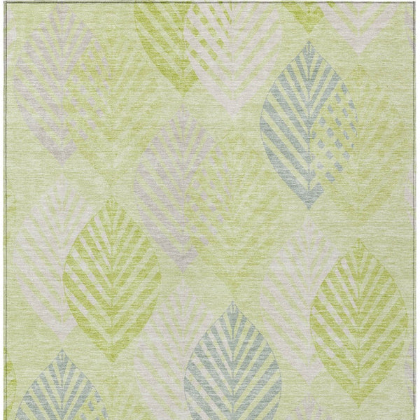 Homeroots 3' Artichoke Green Floral Area Rug - Washable, Durable, Ideal For Indoor & Outdoor Spaces 3' X 5' Polyester 584392