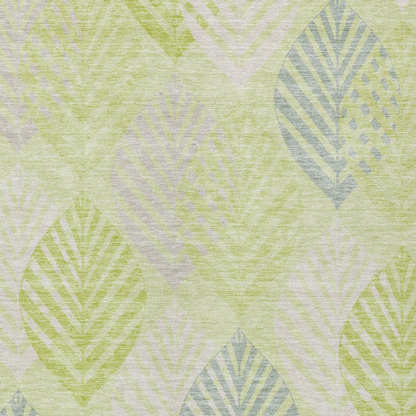 Homeroots 3' Artichoke Green Floral Area Rug - Washable, Durable, Ideal For Indoor & Outdoor Spaces 5' X 8' Polyester 584393