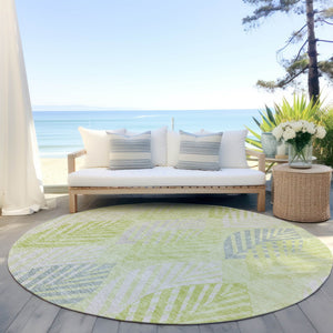 Homeroots 3' Artichoke Green Floral Area Rug - Washable, Durable, Ideal For Indoor & Outdoor Spaces 8' Round Polyester 584394