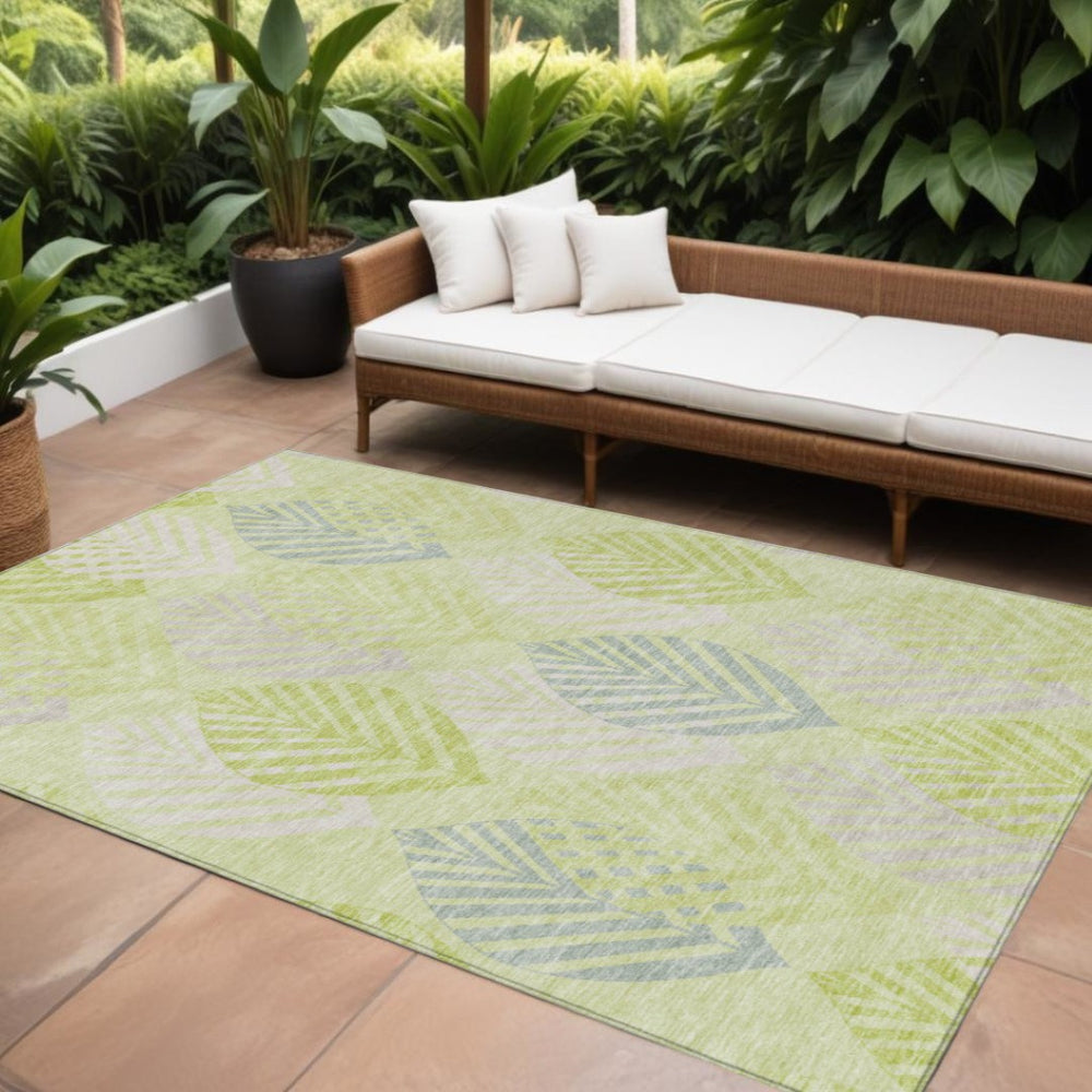 HomeRoots 9' Artichoke Green and Ivory Floral Area Rug - Durable, Washable Design for Indoor and Outdoor Use 9' X 12' 584396