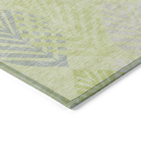 Homeroots 3' Artichoke Green Floral Area Rug - Washable, Durable, Ideal For Indoor & Outdoor Spaces 9' X 12' Polyester 584396