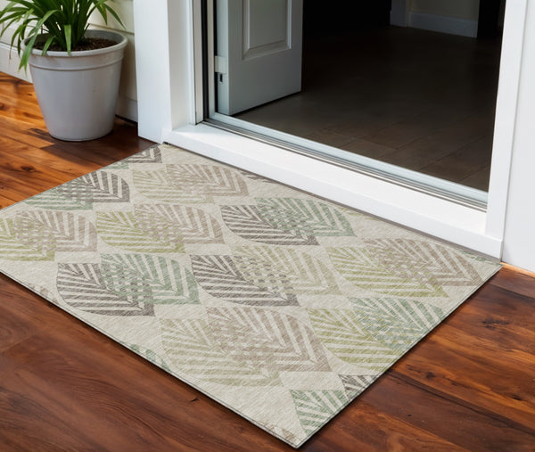 Homeroots 3' Artichoke Green Floral Area Rug - Washable, Durable, Ideal For Indoor & Outdoor Spaces 3' X 5' Polyester 584398