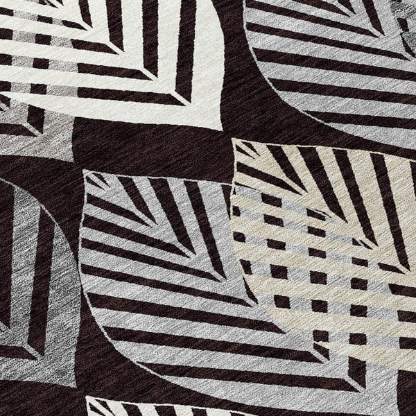 Homeroots 3' Artichoke Green Floral Area Rug - Washable, Durable, Ideal For Indoor & Outdoor Spaces 3' X 5' Polyester 584404