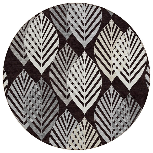 HomeRoots 5' Elegant Floral Area Rug in Black, Silver, and Charcoal – Washable, Durable for Indoor/Outdoor Use 8' Round 584406