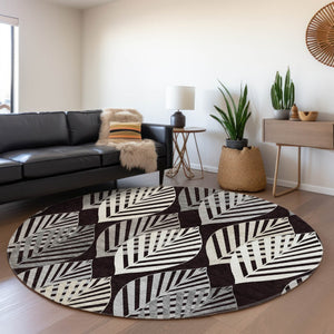 Homeroots 3' Artichoke Green Floral Area Rug - Washable, Durable, Ideal For Indoor & Outdoor Spaces 8' Round Polyester 584406