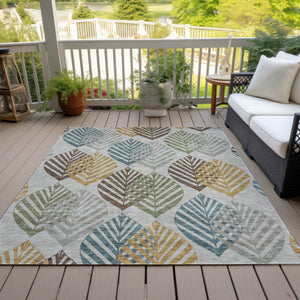 Homeroots 3' Artichoke Green Floral Area Rug - Washable, Durable, Ideal For Indoor & Outdoor Spaces 5' X 8' Polyester 584417