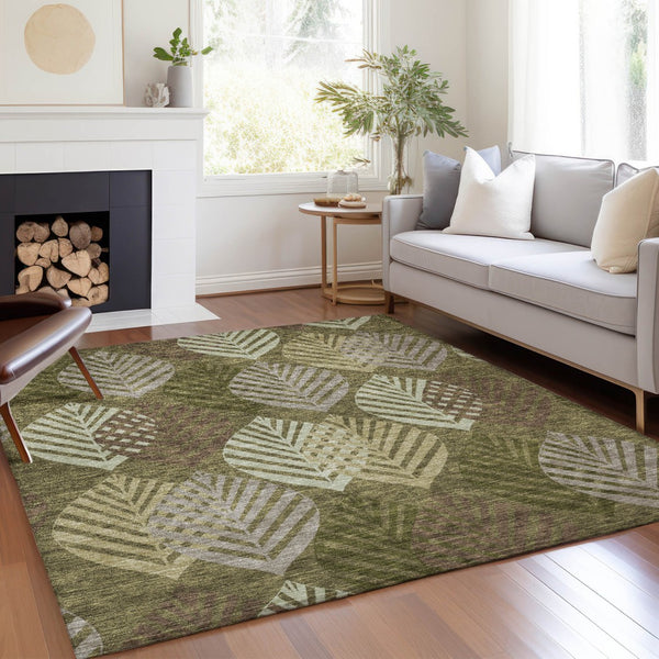 Homeroots 3' Artichoke Green Floral Area Rug - Washable, Durable, Ideal For Indoor & Outdoor Spaces 3' X 5' Polyester 584422