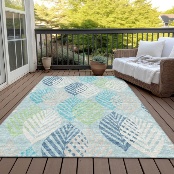 Homeroots 3' Artichoke Green Floral Area Rug - Washable, Durable, Ideal For Indoor & Outdoor Spaces 10' X 14' Polyester 584451