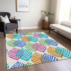 Homeroots 3' Artichoke Green Floral Area Rug - Washable, Durable, Ideal For Indoor & Outdoor Spaces 3' X 5' Polyester 584458